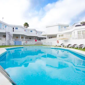 Checkin Atlantida Hotel apartamentowy Los Cristianos (Tenerife)