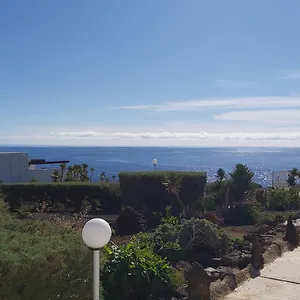 https://casa-agua-y-sol-i.in-canary-islands.com